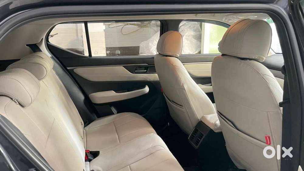 Honda Elevate Petrol Almost New 2025