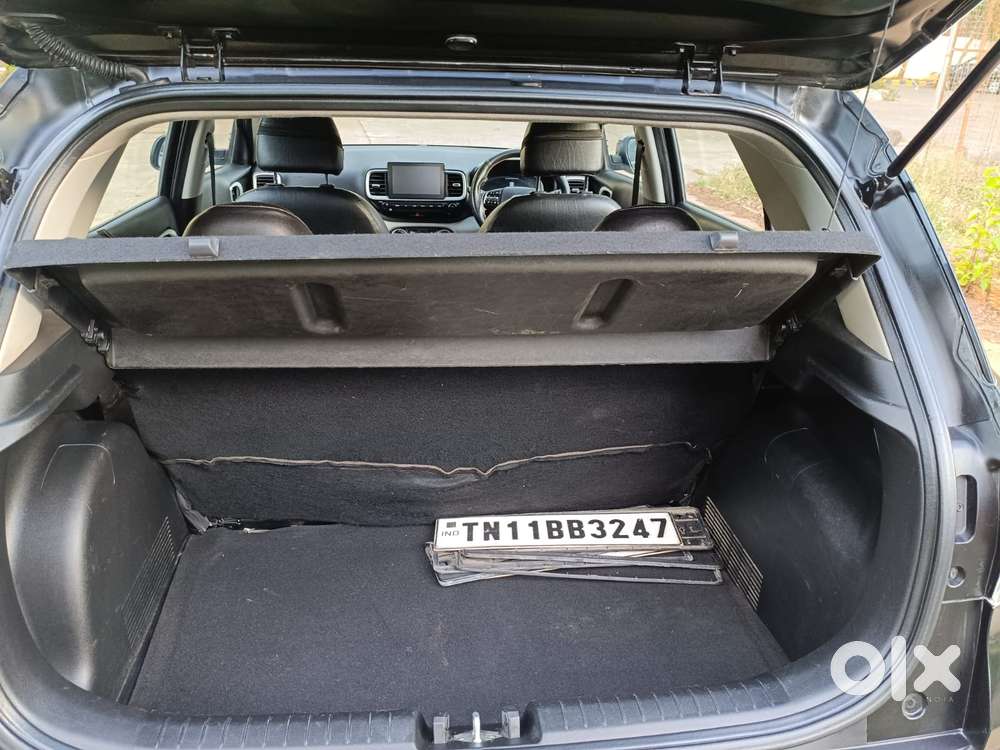 Hyundai Venue S, 2022, Petrol