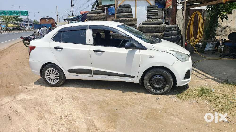 Hyundai Xcent 2017 Diesel 105300 Km Driven