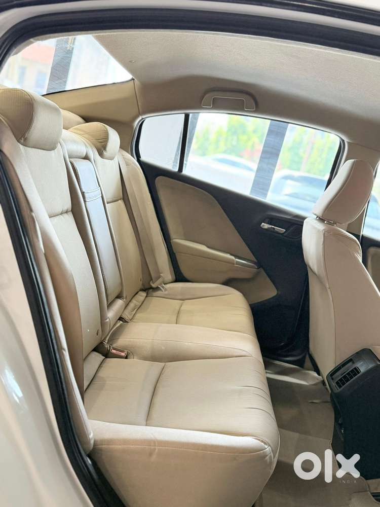 Honda City 1.5 V 4th Gen I-vtec Mt, 2016, Petrol