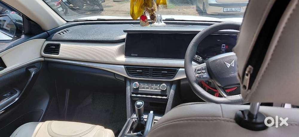 Mahindra Xuv700 2.2 Ax 5 Diesel Mt 7 Str, 2022, Diesel