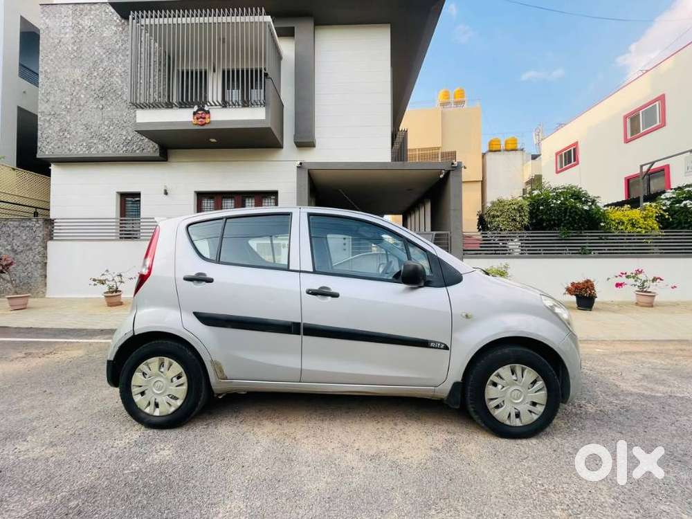 Maruti Suzuki Ritz Lxi, 2012, Petrol