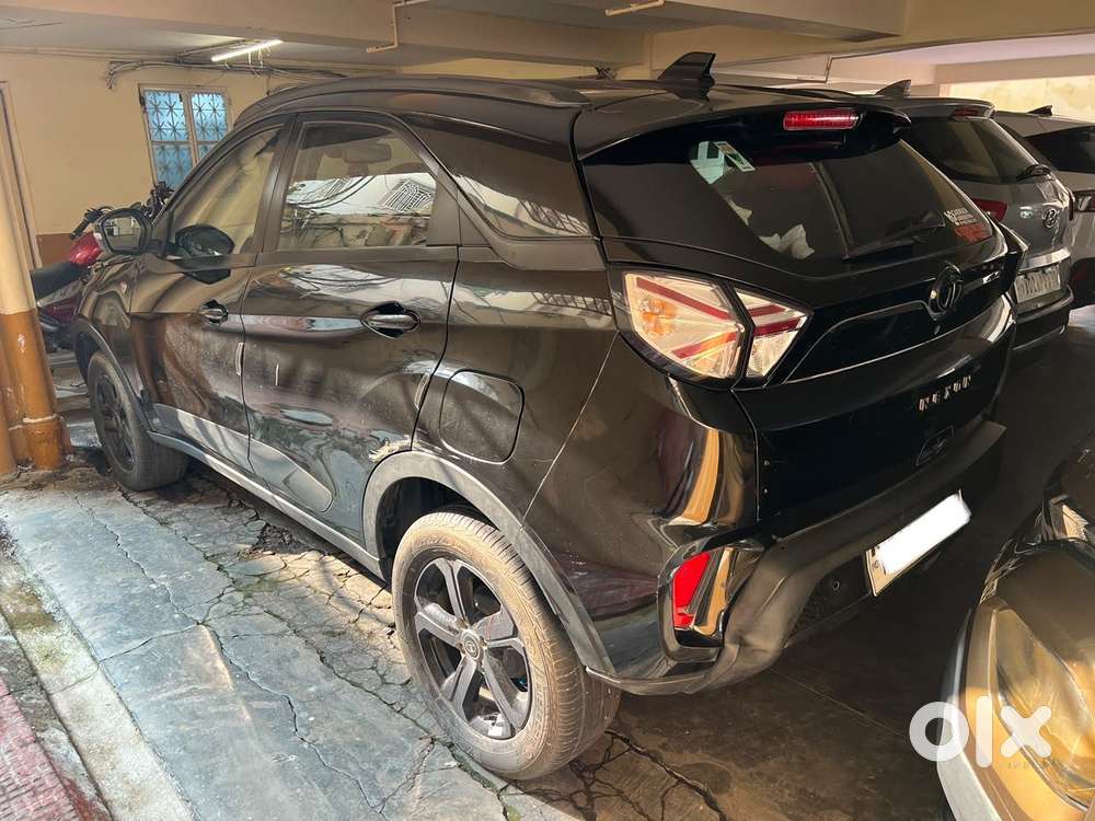 Tata Nexon 1.2 Revotron Xza Plus Hs Dual Tone, 2023, Petrol