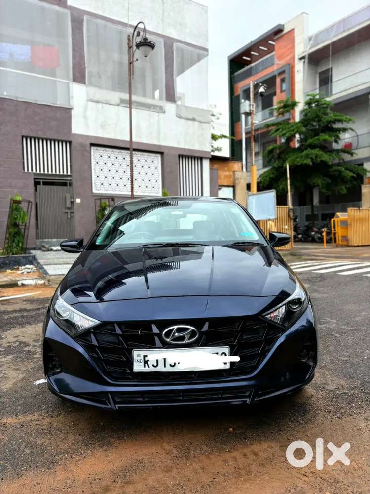 (rj19 )i20  Asta With Sunroof Top Model