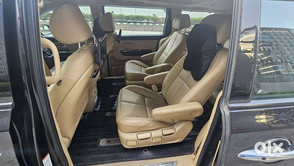 Kia Carnival Limousine Plus 7 Str, 2022, Diesel