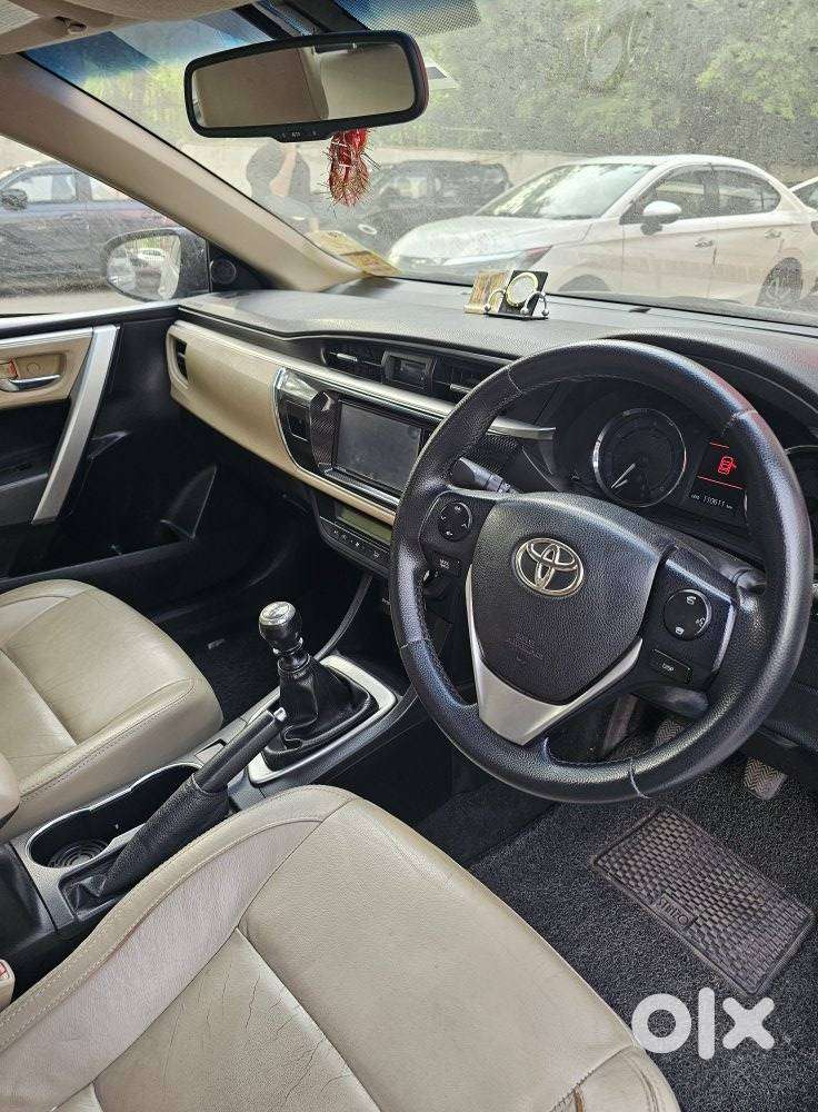 Toyota Corolla Altis Gl, 2014, Petrol