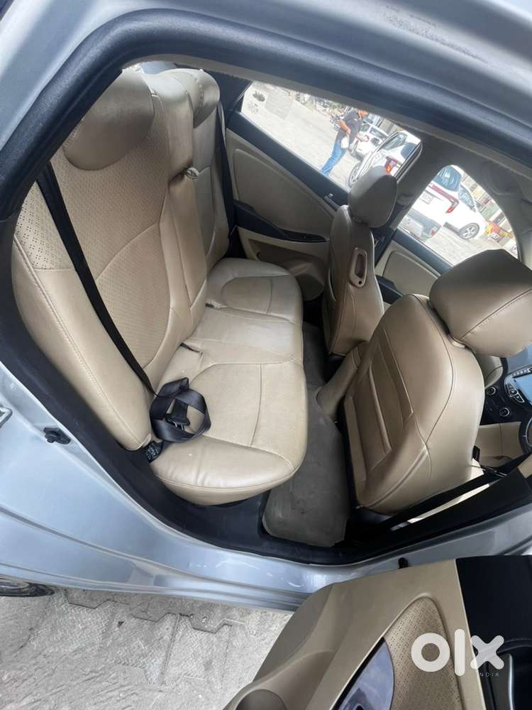 Hyundai Fluidic Verna 2017