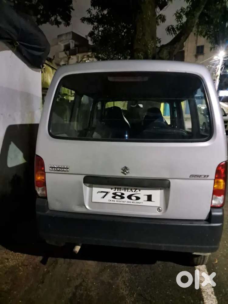 Maruti Suzuki Eeco 2013 Petrol Well Maintained