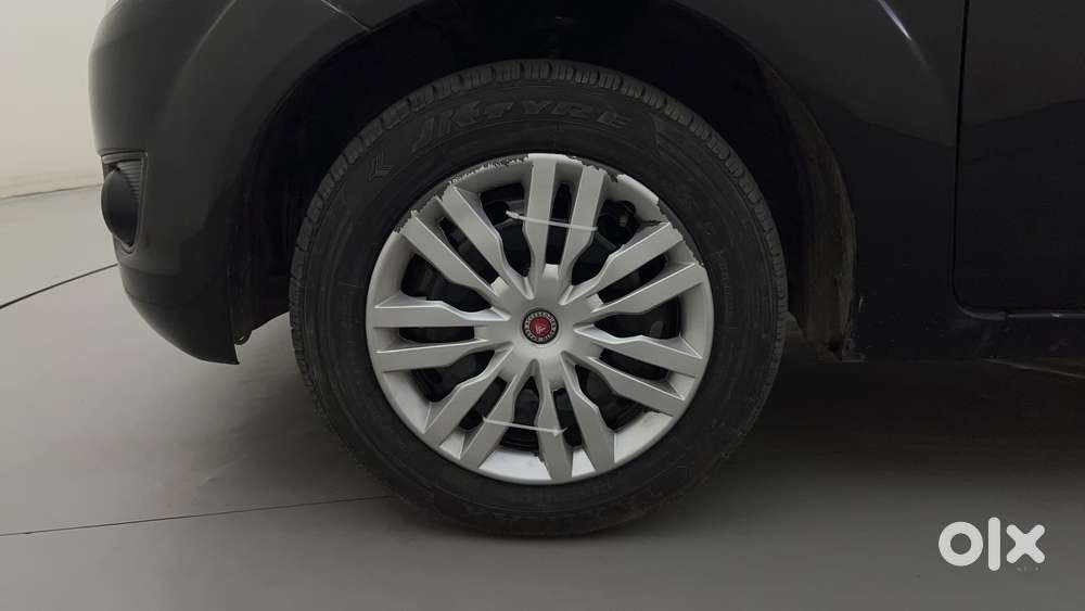 Ford Figo 1.2 Duratec Petrol Zxi, 2011, Petrol