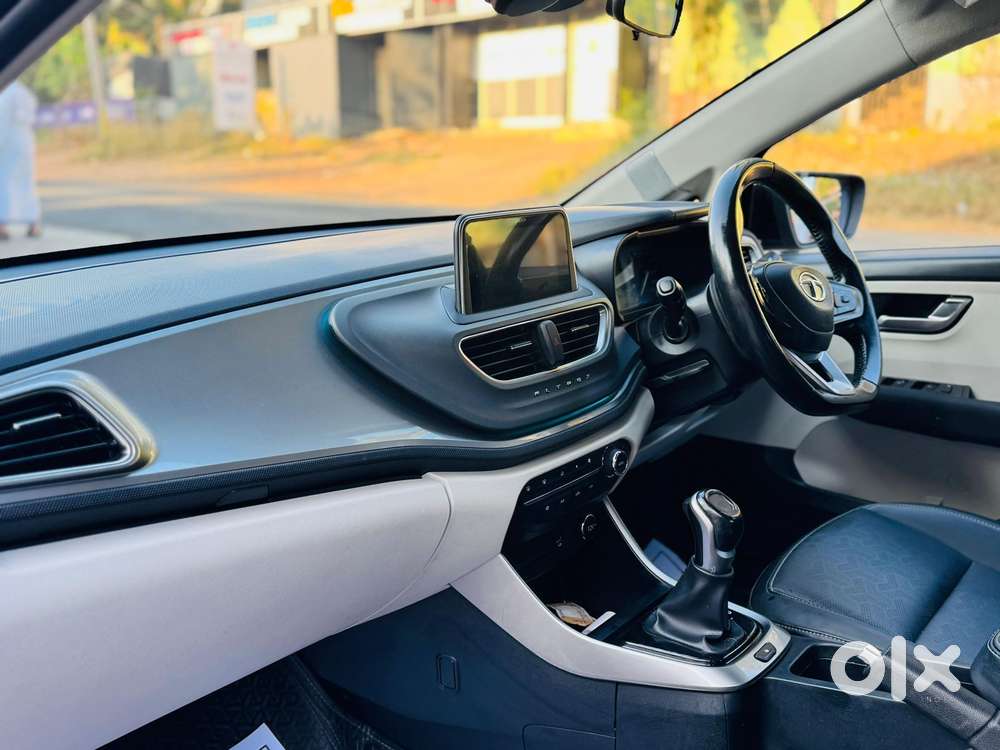 Tata Altroz 1.2 Xz Plus Petrol, 2023, Petrol