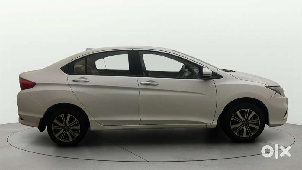 Honda City 1.5 V 4th Gen I-vtec Mt, 2022, Petrol