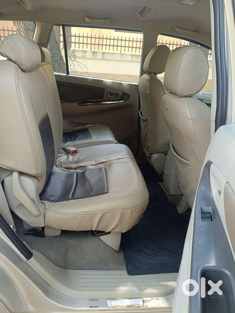 Toyota Innova 2.5 G (diesel) 7 Seater, 2013, Diesel
