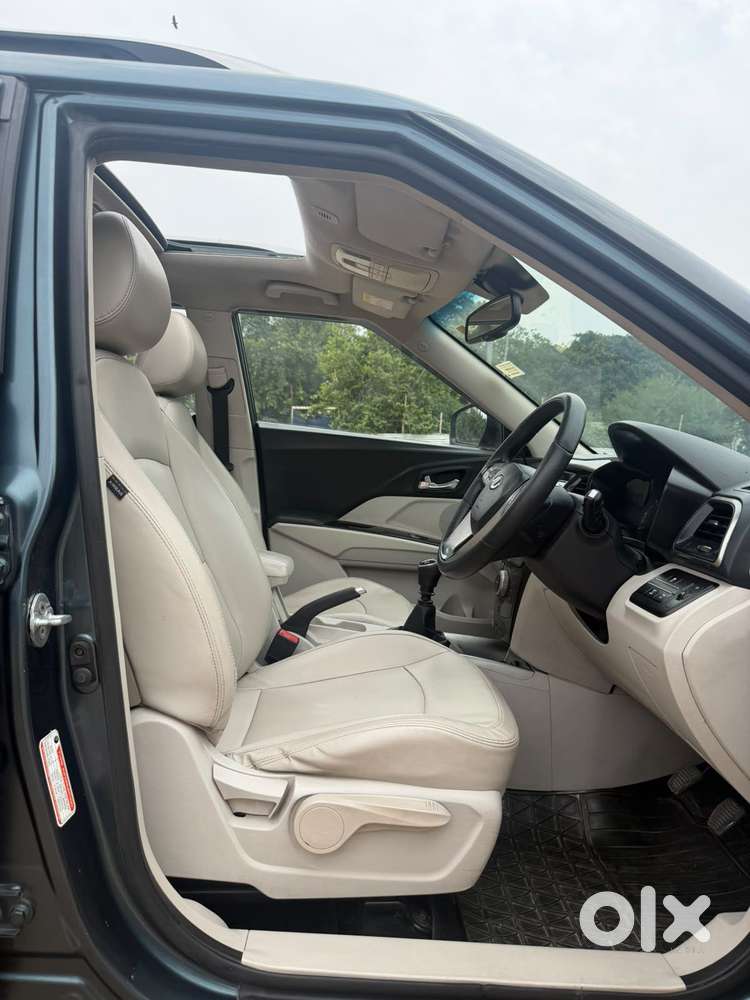Mahindra Xuv300 W8 Option Dual Tone Diesel, 2019, Diesel