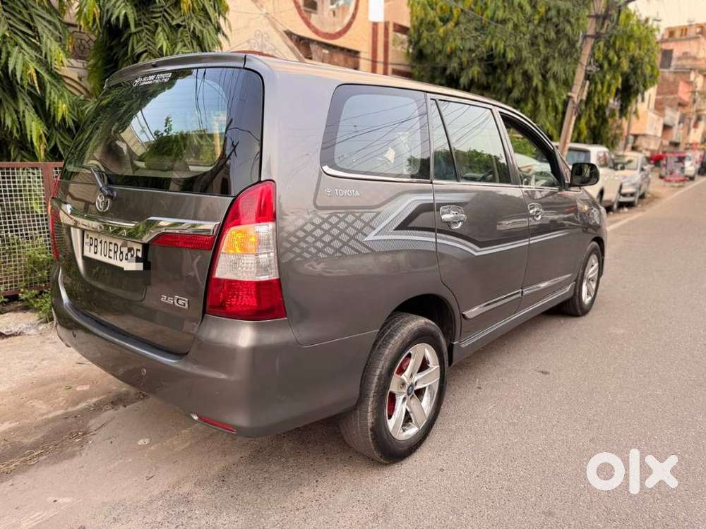 Toyota Innova 2.5 Gx 7 Seater Bs Iv, 2014, Diesel