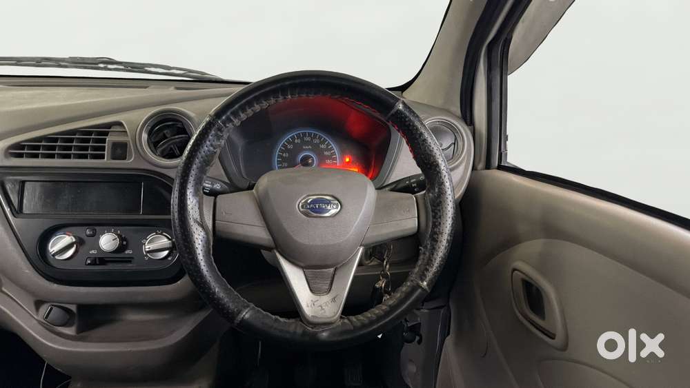 Datsun Redigo T Option, 2016, Petrol