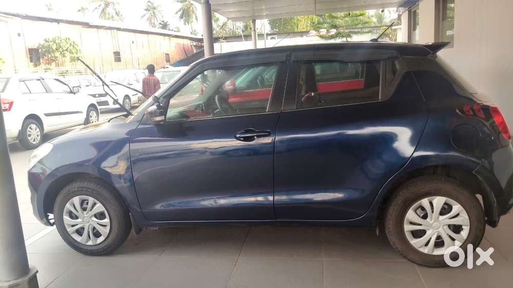 Maruti Suzuki Swift Vxi + Manual, 2022, Petrol