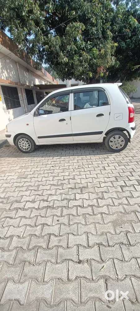 Hyundai Santro 2011 Petrol 100002 Km Driven