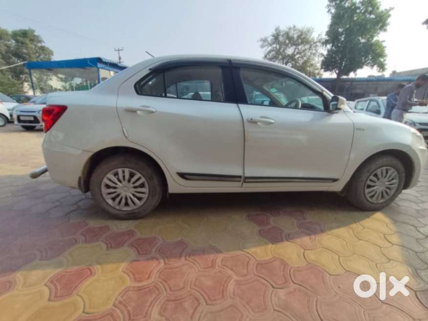 Maruti Suzuki Dzire 1.2 Vxi, 2018, Petrol