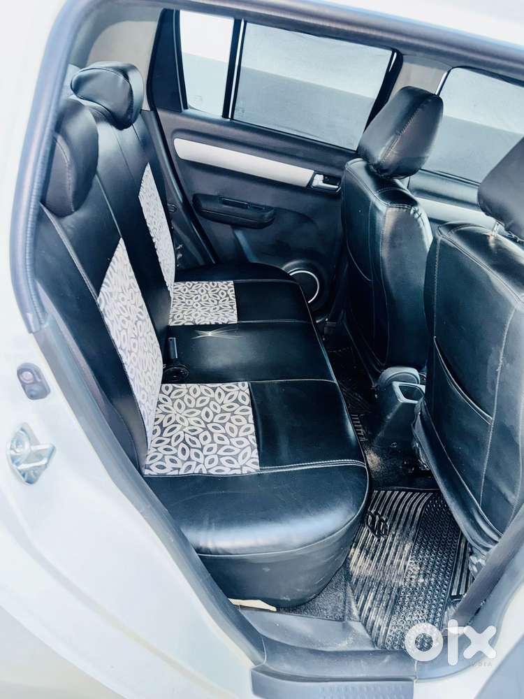 Maruti Suzuki Swift 2018 Zxi Plus, 2011, Petrol