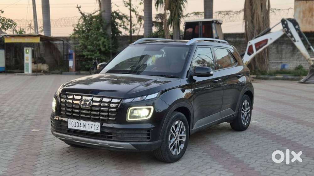 Hyundai Venue Sx Mt, 2023, Diesel