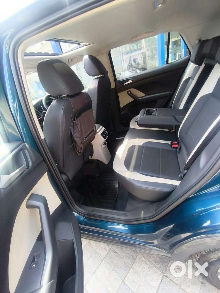 Volkswagen Taigun Topline 1.0 Tsi Mt (electric Seats), 2024, Petrol