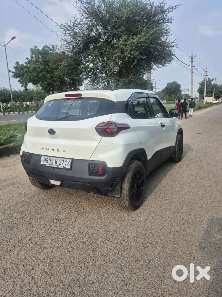 Tata Punch 1.2 Rhythm Pack 2025
