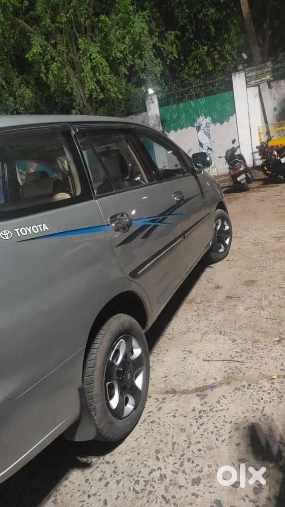 Toyota Innova Hycross 2006 Diesel