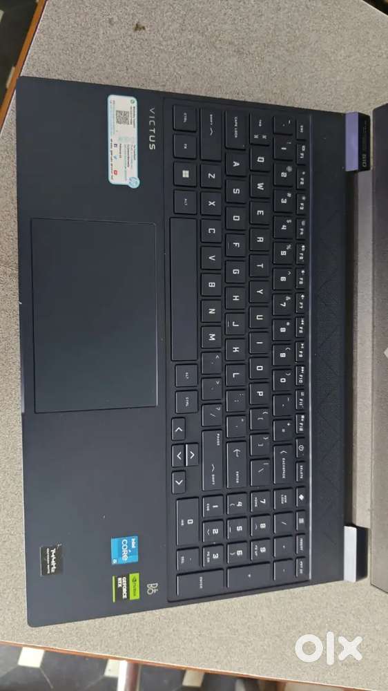 HP Victus i5