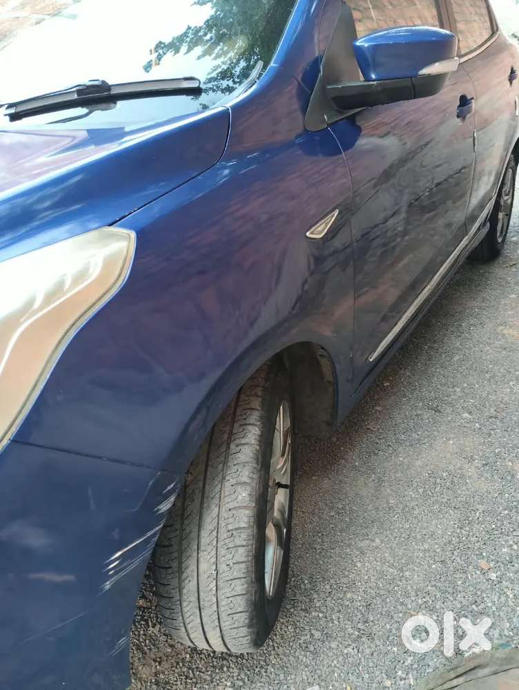 Ford Aspire Titanium Blu 2016