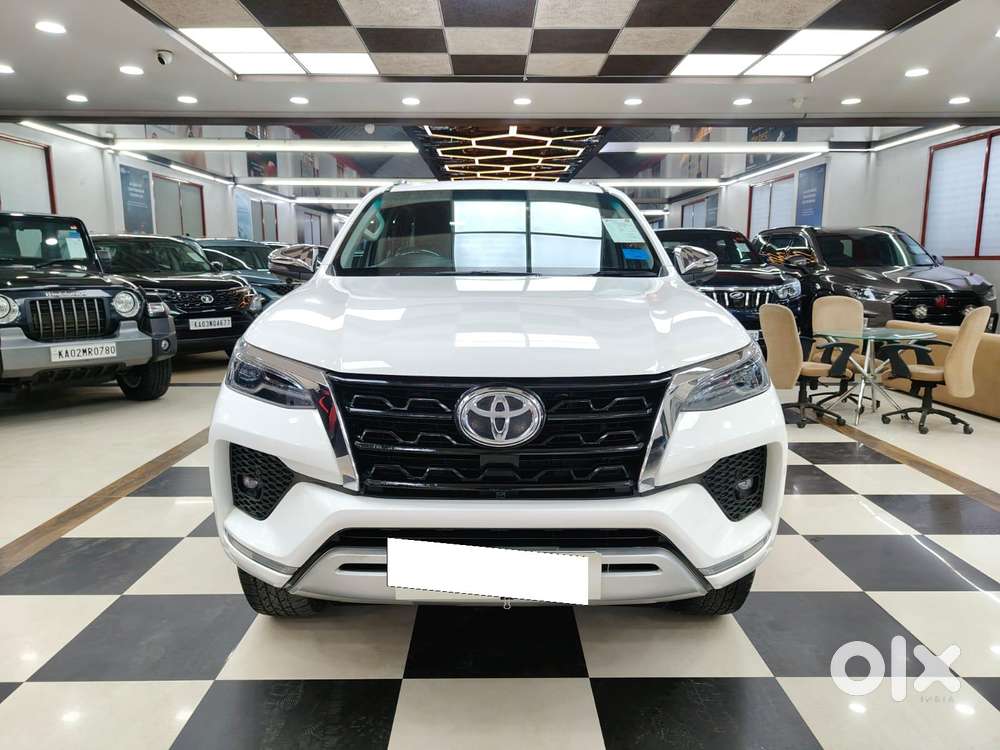 Toyota Fortuner 4x2 At 2.7 Petrol, 2022, Petrol
