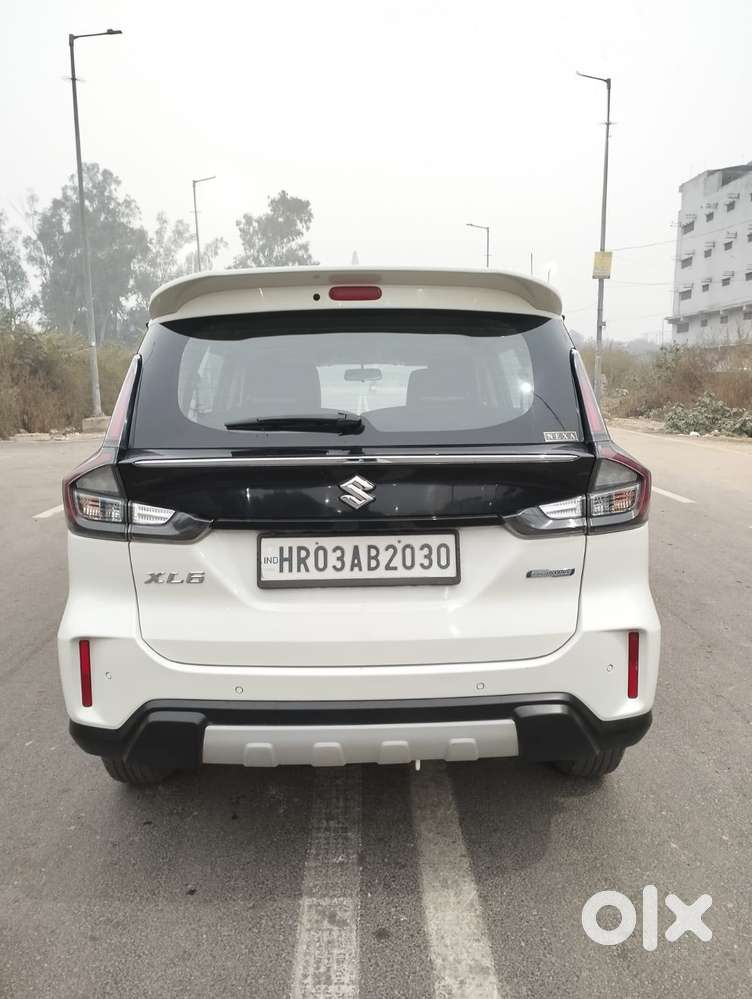 Maruti Suzuki Xl6 1.5 Alpha Plus At, 2022, Petrol