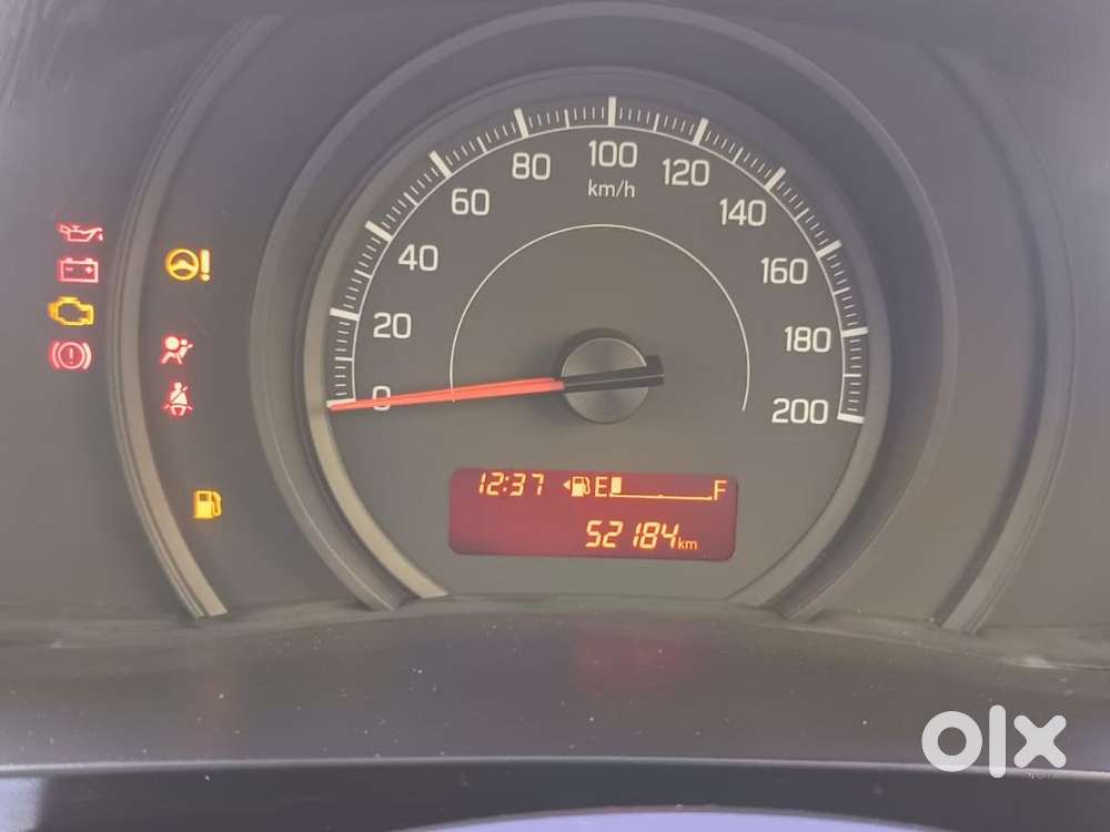 Maruti Suzuki Swift Vvt Lxi, 2021, Petrol