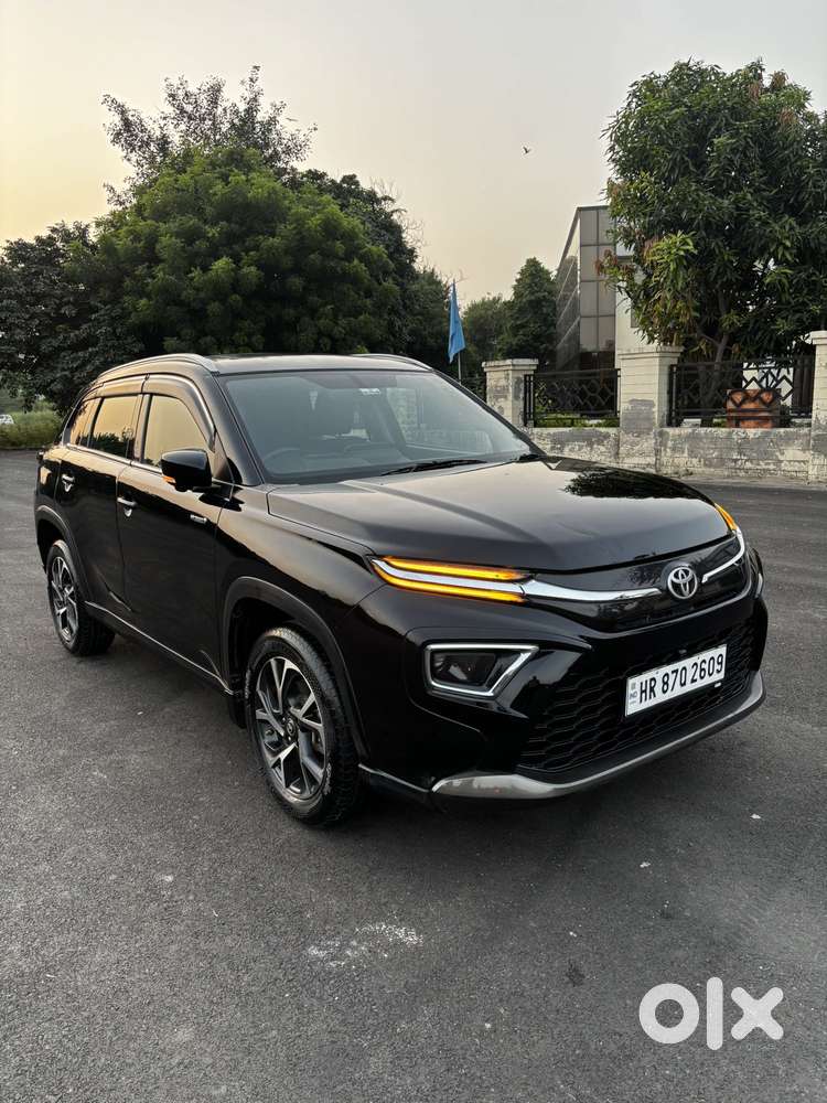 Toyota Urban Cruiser Hyryder 1.5 V Hybrid, 2024, Petrol