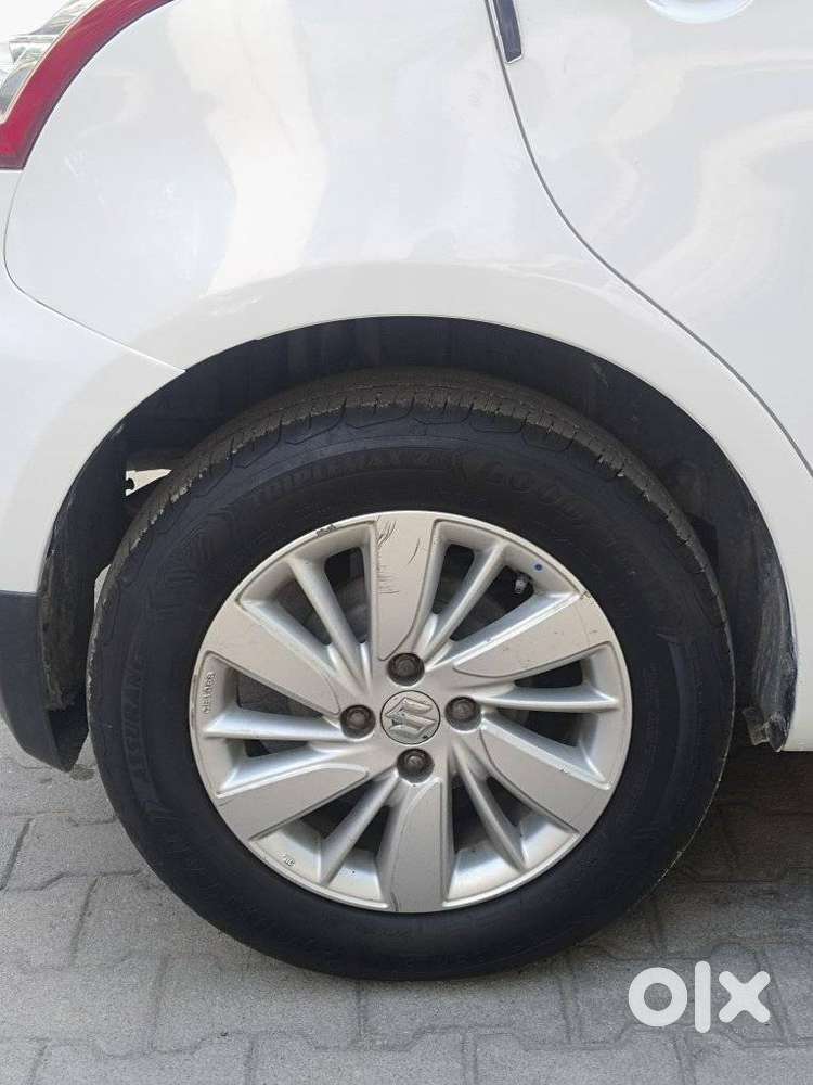 Maruti Suzuki Swift 2018 Zxi Plus, 2017, Petrol