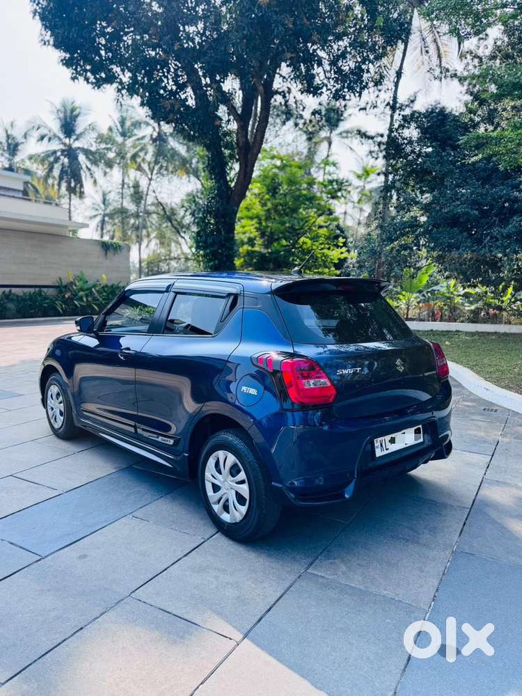 Maruti Suzuki Swift Vxi Optional, 2024, Petrol