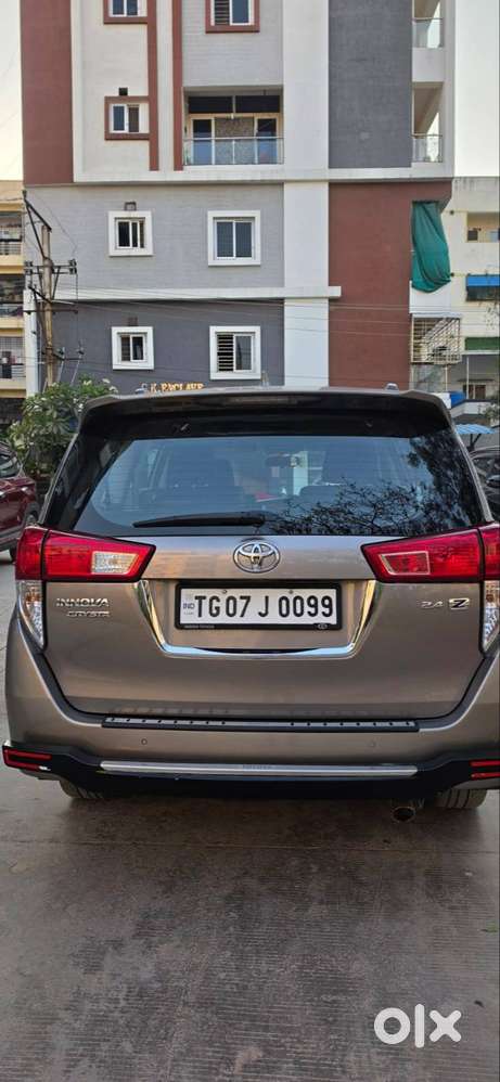 Toyota Innova Crysta 2024 Diesel Well Maintained