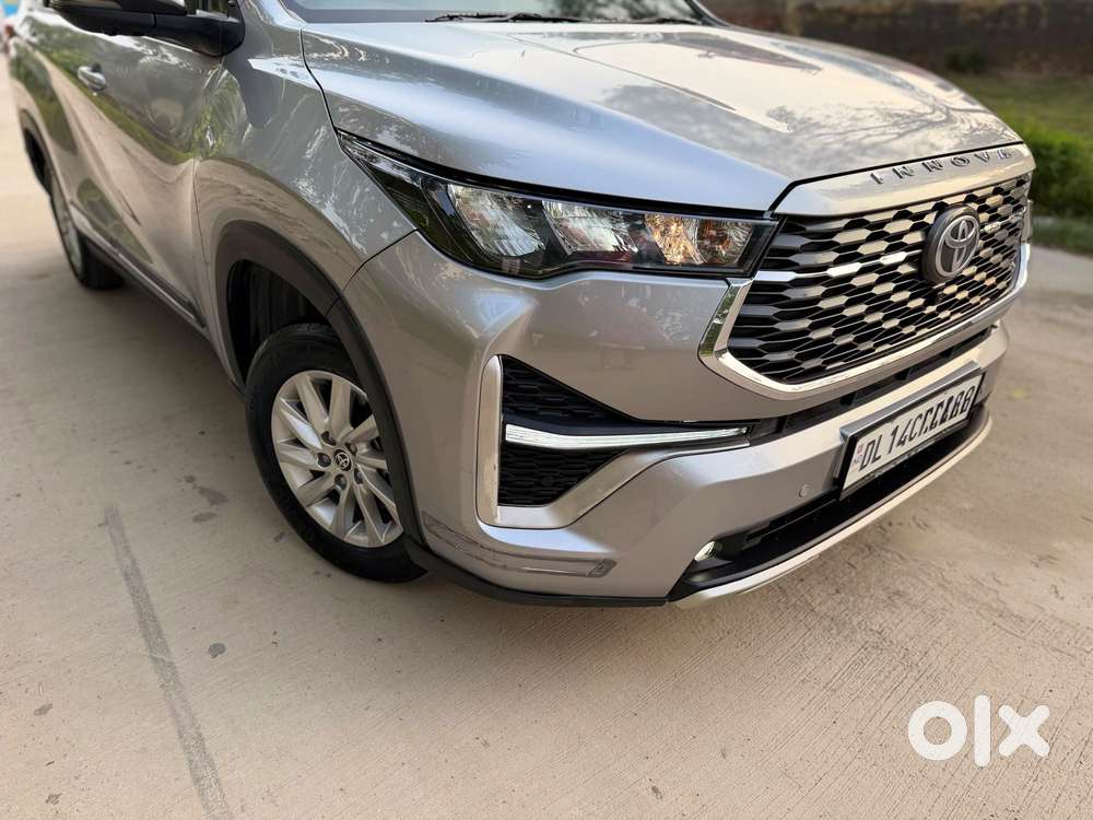 Toyota Innova Hycross Gx (o), 2025, Petrol