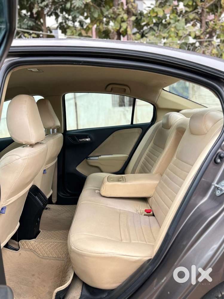 Honda City I-vtec V, 2016, Petrol