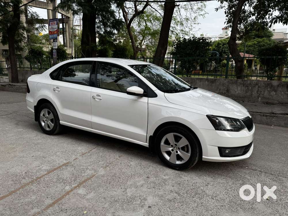 Skoda Rapid 1.6 Ambition Plus Tdi At, 2017, Diesel