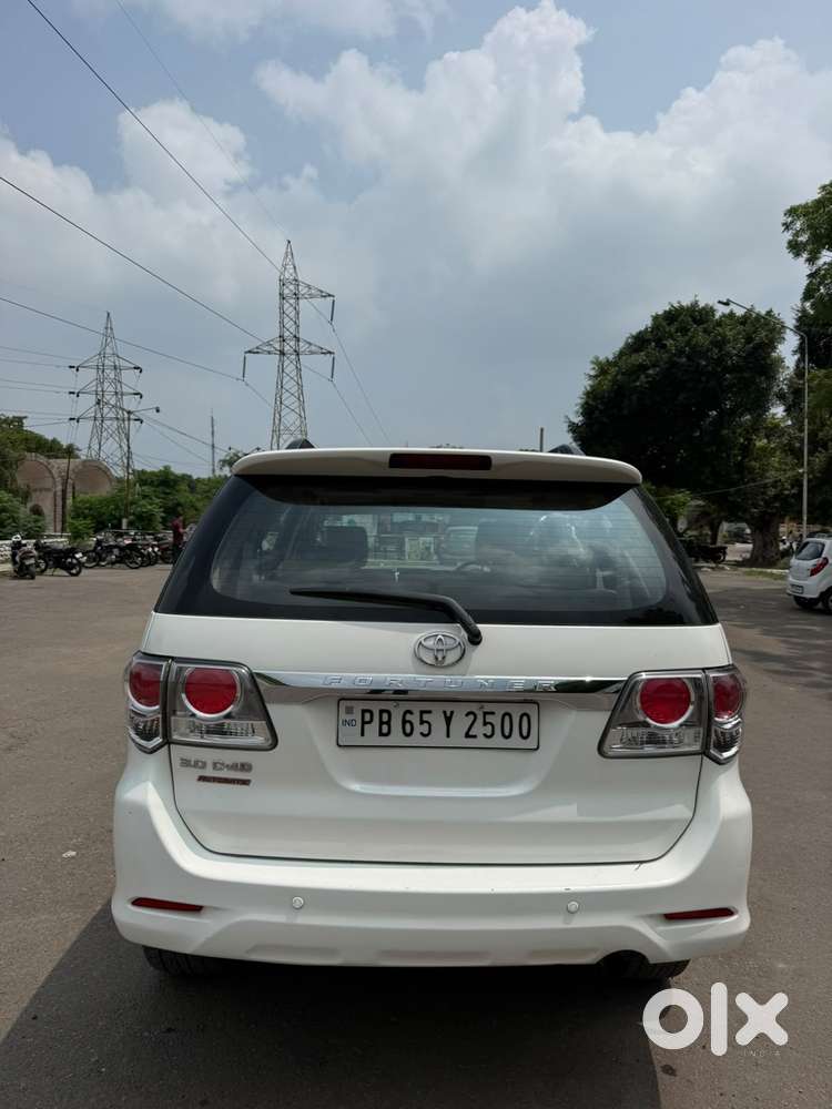 Toyota Fortuner 3.0 4x2 Automatic, 2013, Diesel