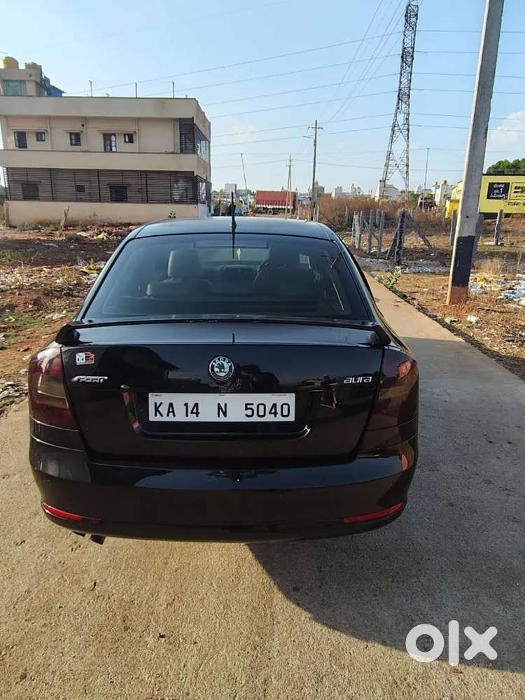 Skoda Laura Elegance 2011 Diesel