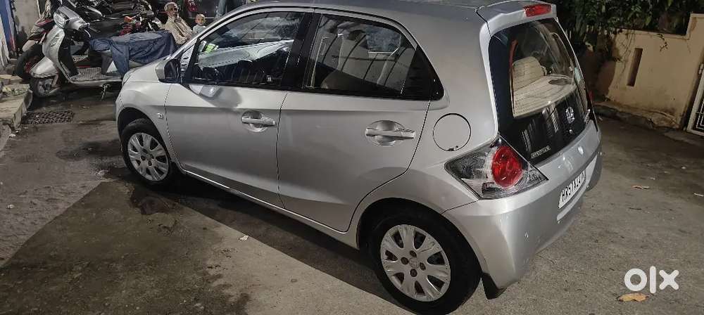 Honda Brio Mt 2014