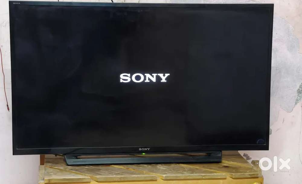 Selling my original Sony Bravia 40-inch  TV