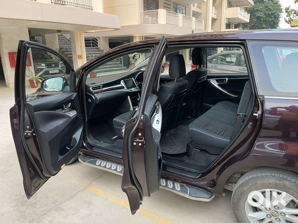 Toyota Innova Crysta 2017 Diesel Manual