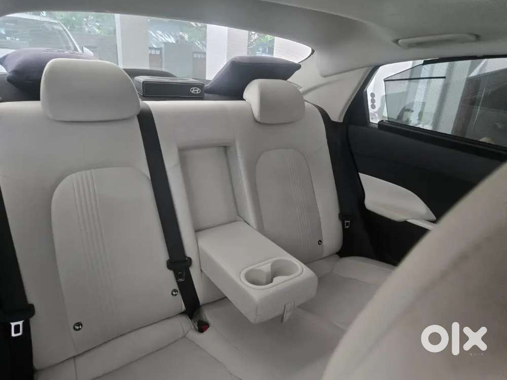 2023 Hyundai Verna Sx Mt  15.7k Km  1st Owner  Sunroof