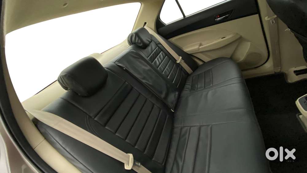 Maruti Suzuki Swift Dzire Amt Vxi, 2018, Petrol