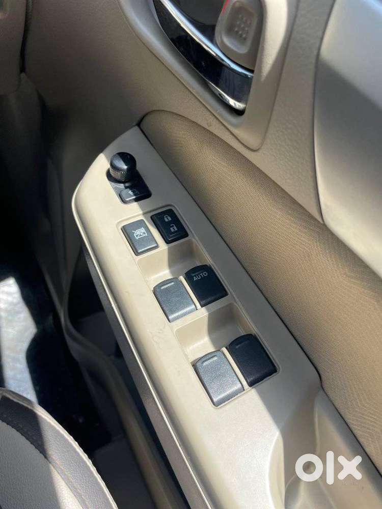 Maruti Suzuki Ertiga 2015-2018 1.4 Vxi Cng Limited Edition, 2018, Pe..