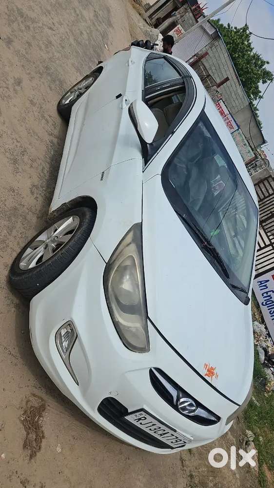 Hyundai Verna Crdi 2013
