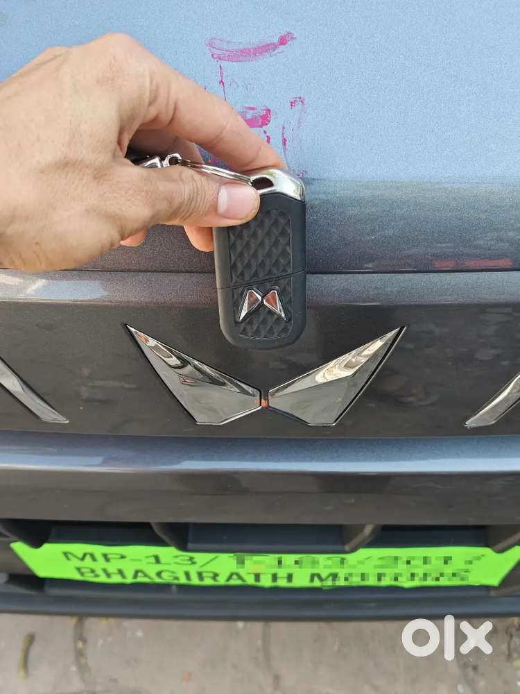 Showroom Condition Mahindra Xuv 3xo Revx M Petrol Manual 2026
