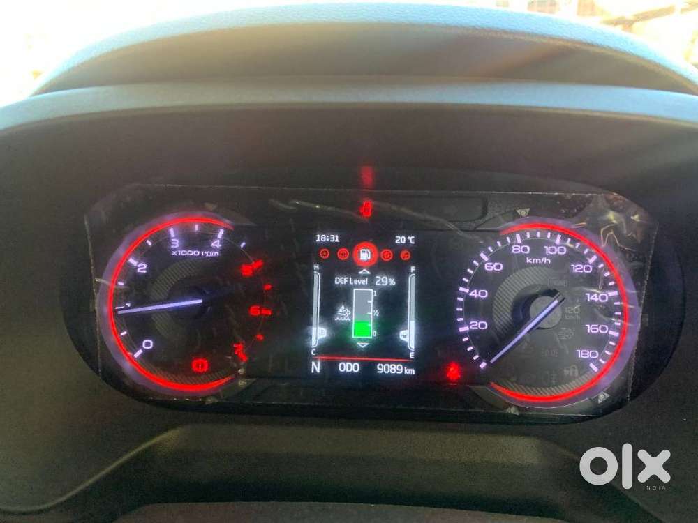 Mahindra Thar Roxx Mx3 Diesel Mt 2wd, 2025, Diesel